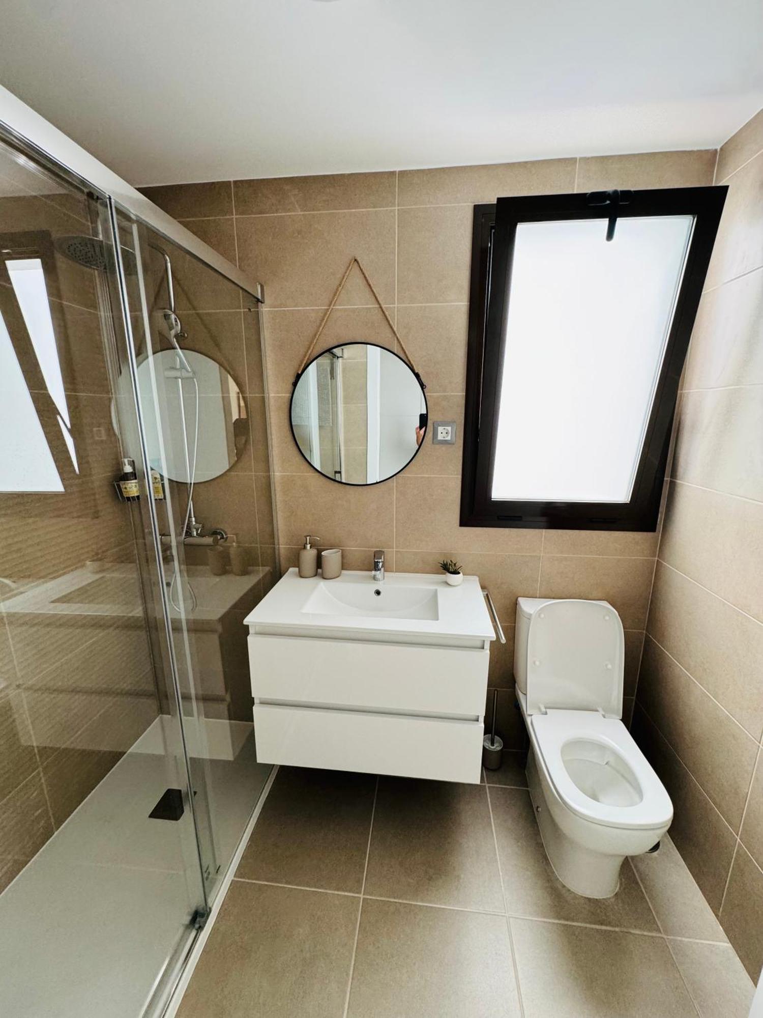 Parking Privado! Sol Y Mar Tu Hogar En La Costa Apartment Estepona Luaran gambar
